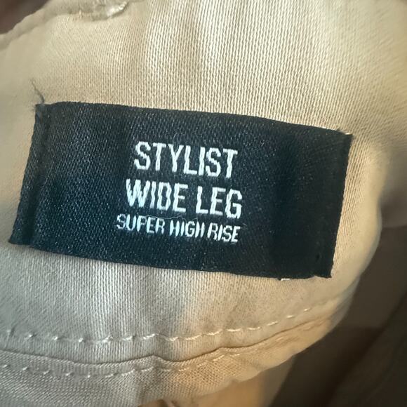 EXPRESS Stylist Super High Waisted Paperbag Wide Leg Pant Beige Size 10R NWOT - Picture 8 of 10